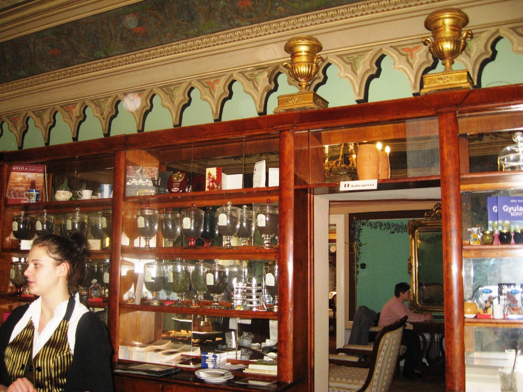 Interior Cofetarie (1)