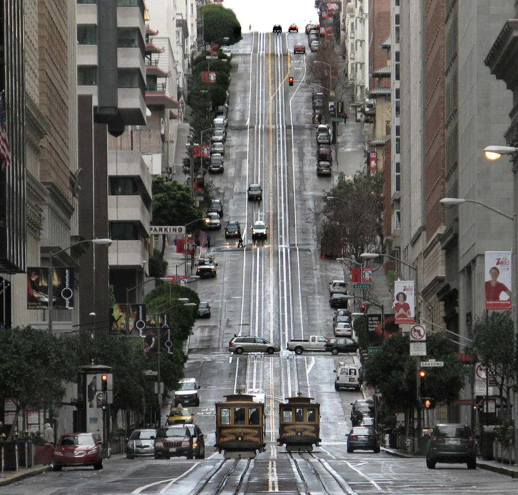 Nob Hill, San Francisco (Looking west up California Street, Nob Hill district, San Francisco) - Photo by Dave Glass (flickr.com/daveglass), February 14, 2009